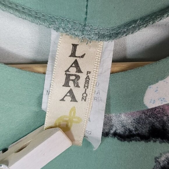 Lara Fashion Dress Green Medium Long Sleeve Floral Round Neck Above Knee Shift - Picture 5 of 7